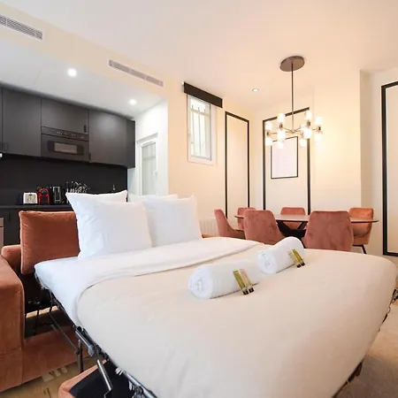 Mbm - Echiquier Apartment