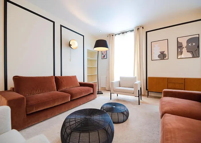 Mbm - Echiquier Appartement Parijs