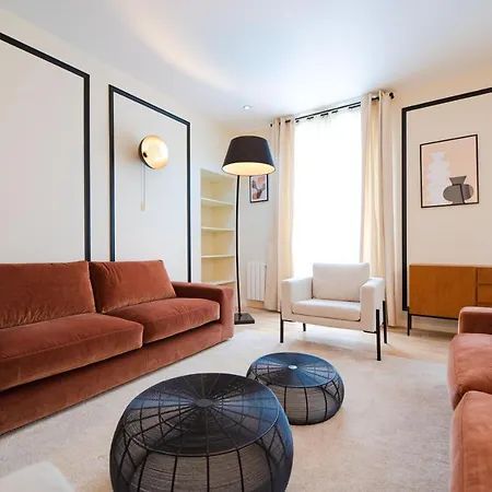 Mbm - Echiquier Appartement Paris